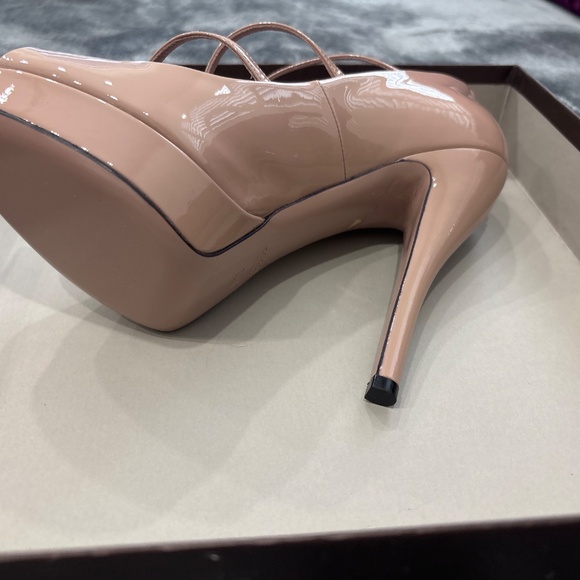 GUCCI Vernice Crystal DK CIPRIA Platform Pumps Size 38 1/2 - Picture 8 of 9